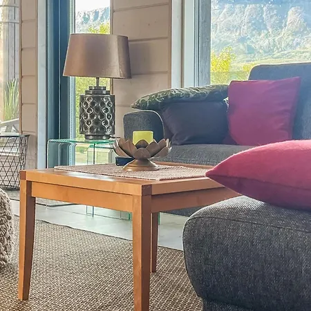 Haltinmalla By Interhome